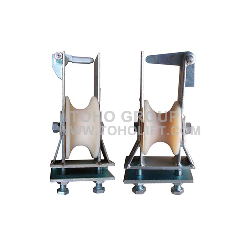 CROSSARM-MOUNTED STRINGING BLOCK